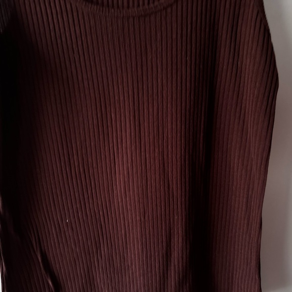 Torrid Burgundy Red Ribbed Sleeveless Top Size 1X - Picture 2 of 7